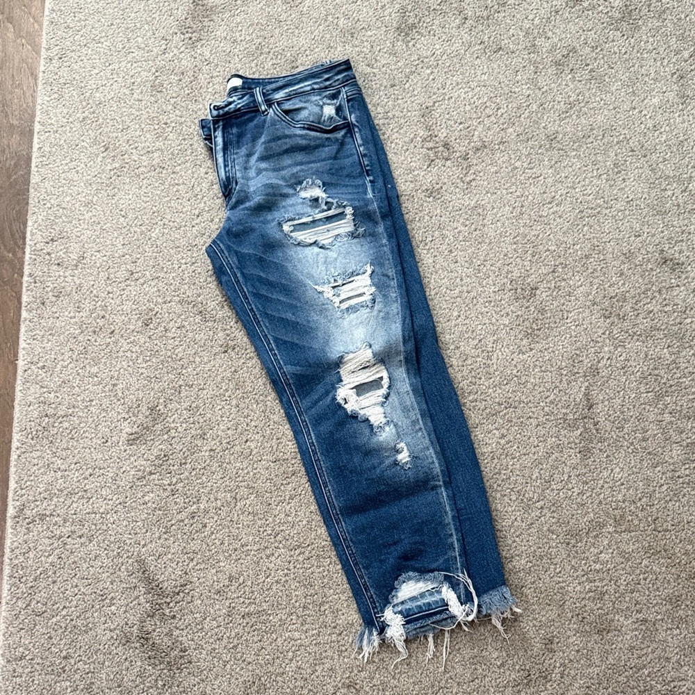 KanCan Distressed Blue Ankle Jeans